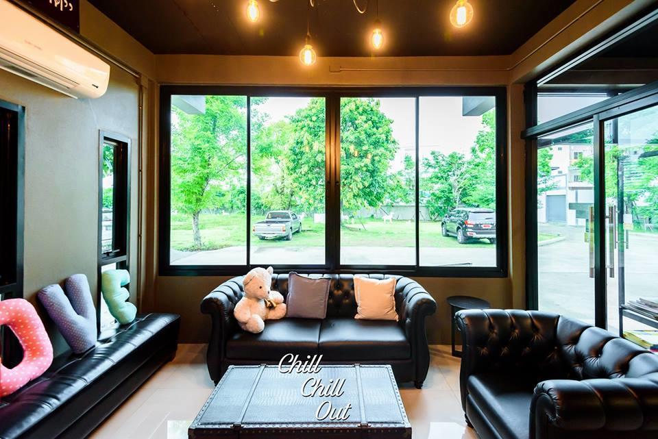 Hobby Hotel Утрадит Екстериор снимка